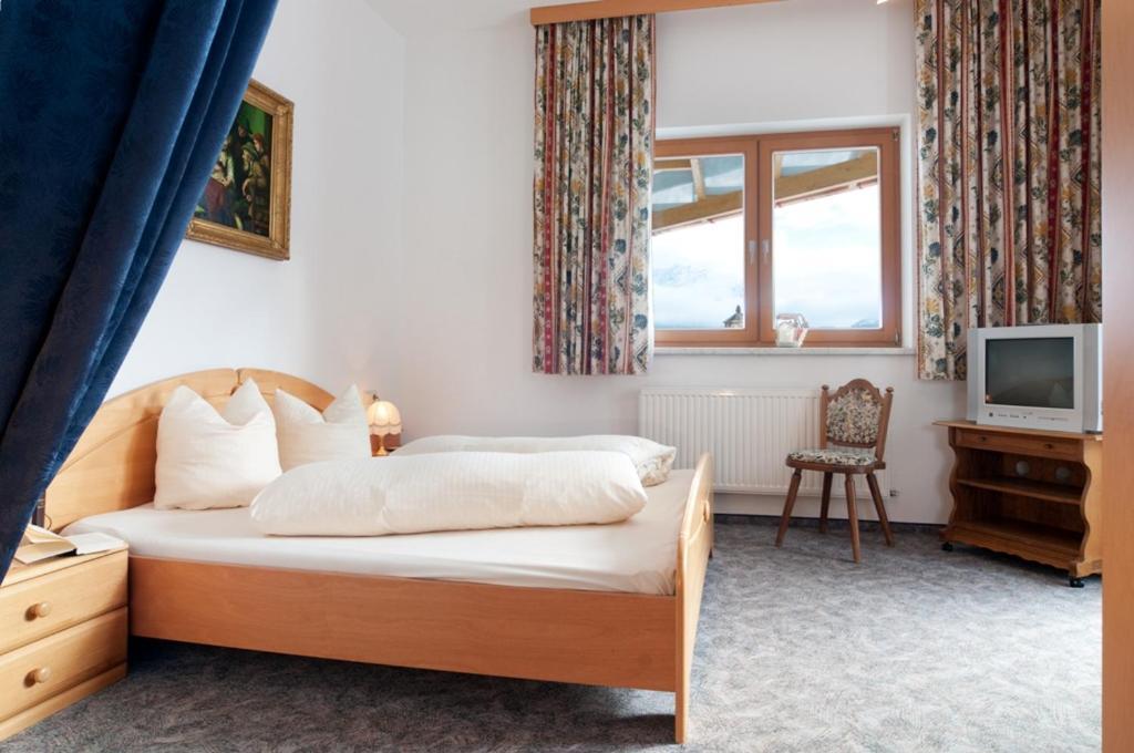 Hotel Talhof Garni&More In Waengle Bei Reutte Exteriör bild