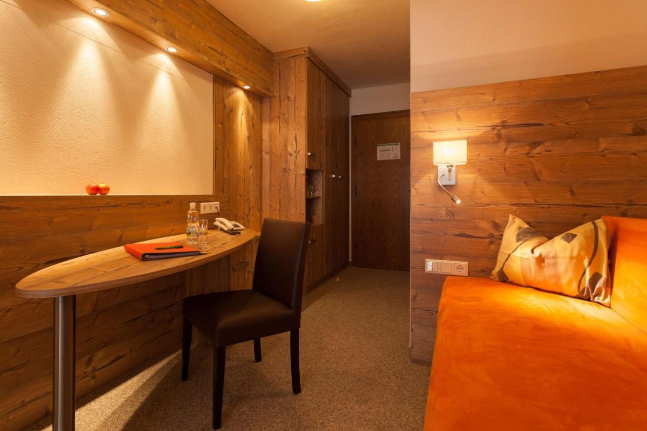 Hotel Talhof Garni&More In Waengle Bei Reutte Exteriör bild