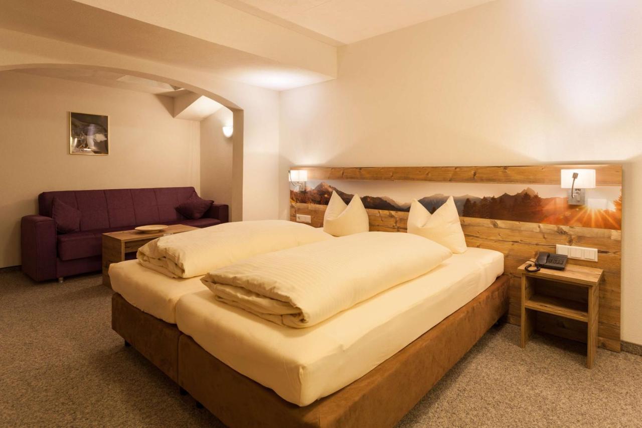 Hotel Talhof Garni&More In Waengle Bei Reutte Exteriör bild